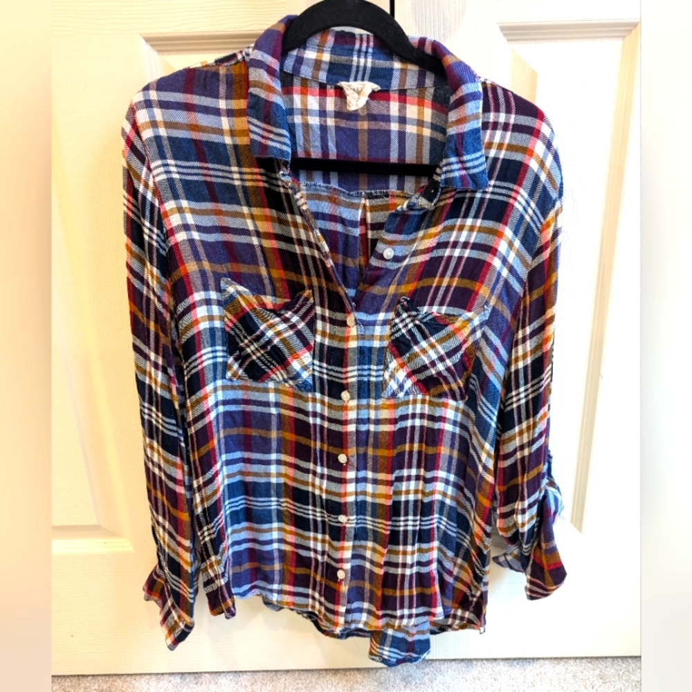 Women's Plaid Button Down Shirt